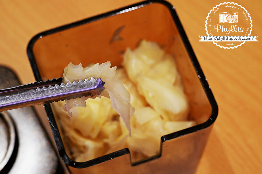 楊梅新開幕『スシロー壽司郎-楊梅中山店』超平價海膽大放送|每盤最低只要40元|停車方便|親子餐廳首選|楊梅餐廳推薦 - 相片中的菲莉絲