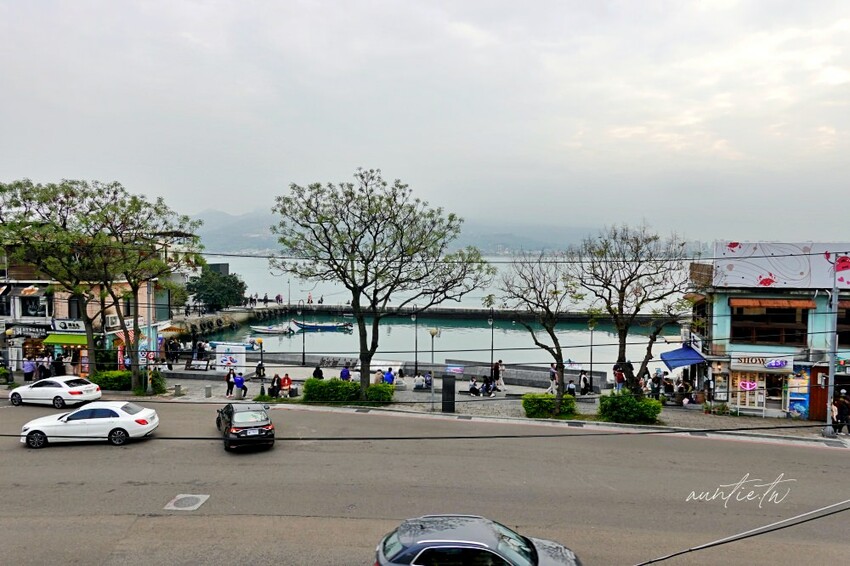 新北市淡水區【新北】淡水｜嗜甜漁港店，甜點Gelato都優秀，滬尾漁港海景咖啡廳，