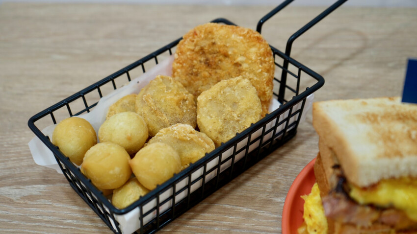 台北市中山區[台北美食] 1021炭烤土司-錦州店｜行天宮站必吃早餐推薦！浮誇系牽絲烤肉吐司！