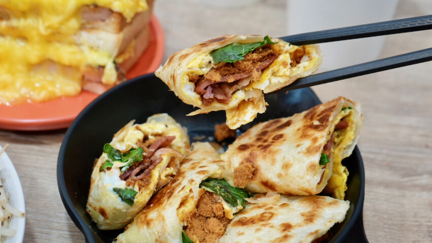 台北市中山區[台北美食] 1021炭烤土司-錦州店｜行天宮站必吃早餐推薦！浮誇系牽絲烤肉吐司！