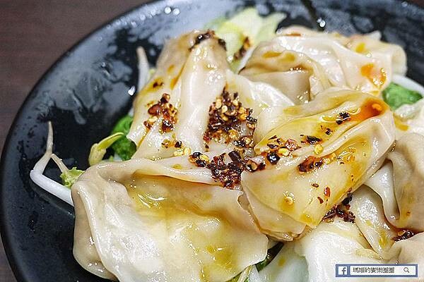 基隆市仁愛區基隆美食【味萊坊基隆站前店】口齒留香美味必吃蔬食/基隆素食/原江姐料理