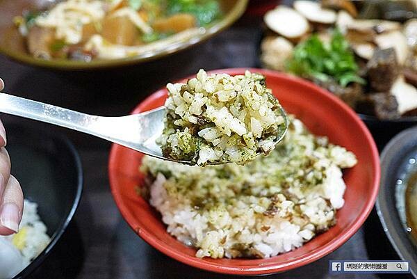 基隆市仁愛區基隆美食【味萊坊基隆站前店】口齒留香美味必吃蔬食/基隆素食/原江姐料理