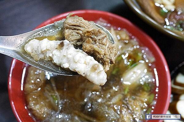 基隆市仁愛區基隆美食【味萊坊基隆站前店】口齒留香美味必吃蔬食/基隆素食/原江姐料理