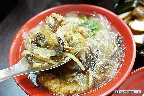 基隆市仁愛區基隆美食【味萊坊基隆站前店】口齒留香美味必吃蔬食/基隆素食/原江姐料理