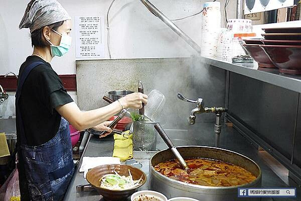 基隆市仁愛區基隆美食【味萊坊基隆站前店】口齒留香美味必吃蔬食/基隆素食/原江姐料理