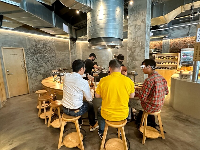 台北市中正區善導寺站 | 挽肉と米遷華山新址 座位多2倍 線上預約制