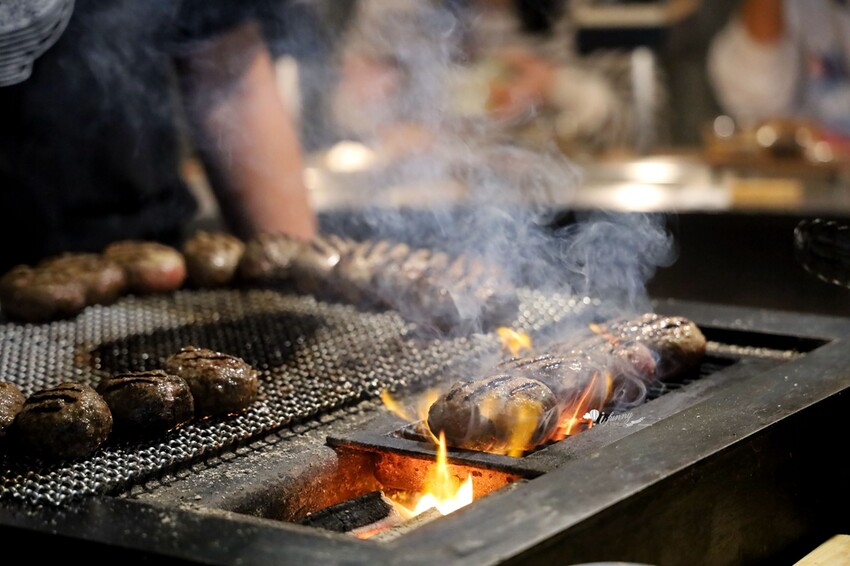 台北市中正區善導寺站 | 挽肉と米遷華山新址 座位多2倍 線上預約制