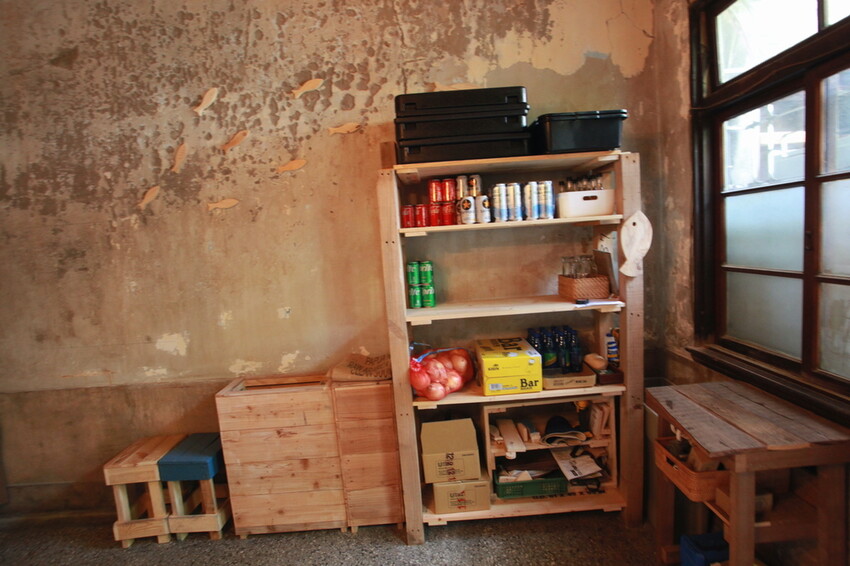 台南市中西區吃。台南市｜中西區。「魚Bar - 炸魚薯條」新店報報!!!!!英國街邊小吃炸魚薯條台南也吃得到，秒間置身在墾