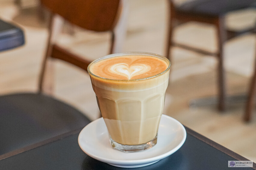 桃園市桃園區隱藏咖啡體驗、老宅中的異國風情!