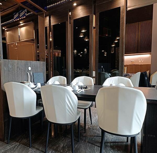 信義區韓式料理：食尚潮流的朋月栻 韓雞雞 江原道 宗음식 韓