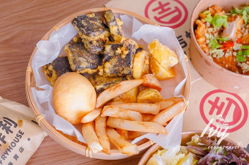 炸吉炸利炸物店 |台中北區炸雞推薦，用蒸炸技術和純芥花油，把肉汁完全鎖住、不油膩很涮嘴！ - 艾薇覓食趣