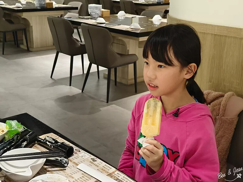 宜蘭縣宜蘭市八方悅鍋物宜蘭和睦店》優質平價日式鍋物380元起不收服務費,必點大蝦雙人豪華套餐,兒童身高未滿110公分免