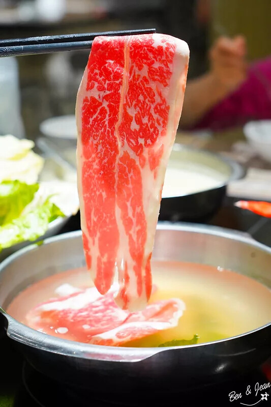 宜蘭縣宜蘭市八方悅鍋物宜蘭和睦店》優質平價日式鍋物380元起不收服務費,必點大蝦雙人豪華套餐,兒童身高未滿110公分免