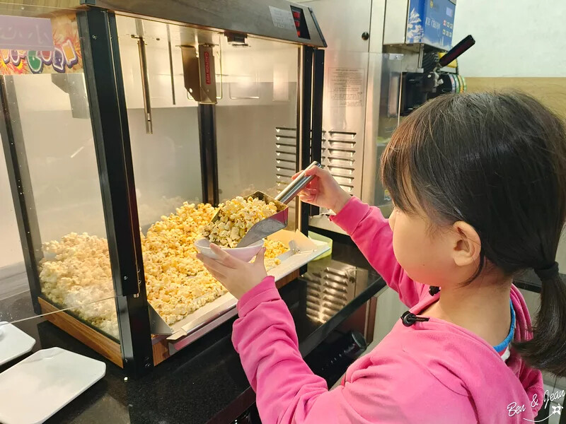 宜蘭縣宜蘭市八方悅鍋物宜蘭和睦店》優質平價日式鍋物380元起不收服務費,必點大蝦雙人豪華套餐,兒童身高未滿110公分免