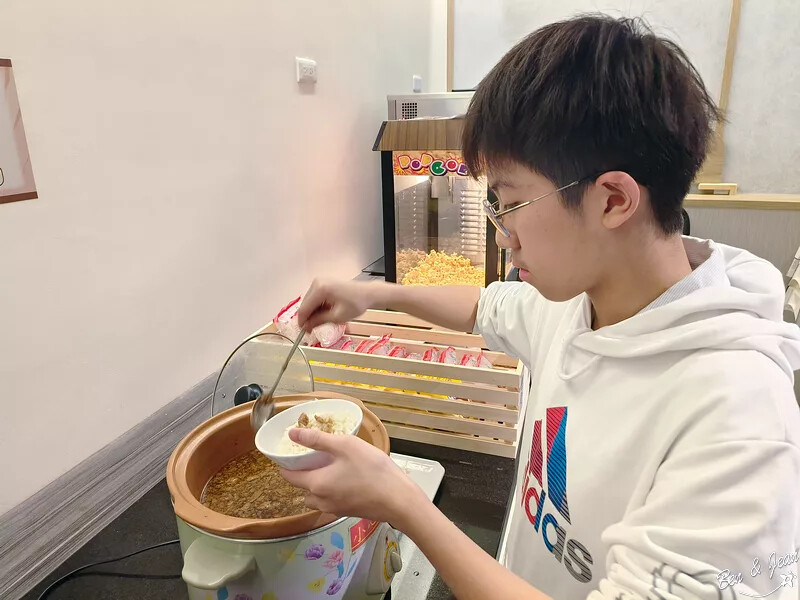 宜蘭縣宜蘭市八方悅鍋物宜蘭和睦店》優質平價日式鍋物380元起不收服務費,必點大蝦雙人豪華套餐,兒童身高未滿110公分免