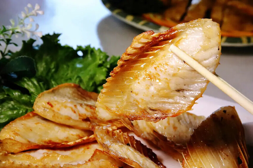 【宜蘭必吃】宜蘭5元生魚片！不用跑到屏東在礁溪江家深澳小漁村