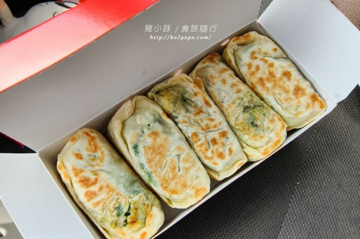 高雄。旗津》旗后活海產店。海產一條街上的40年老店