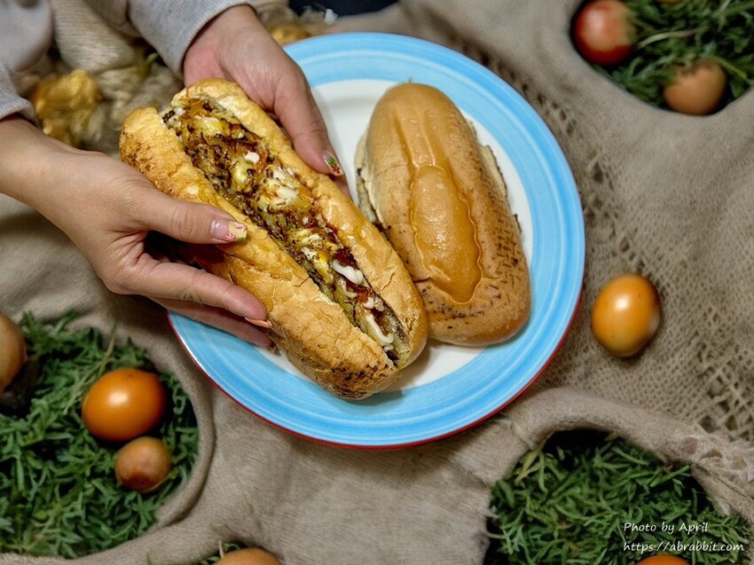 台中市西區神攻沙威瑪-終於不用去台北吃了,台中也有!還有貼心的待用餐。