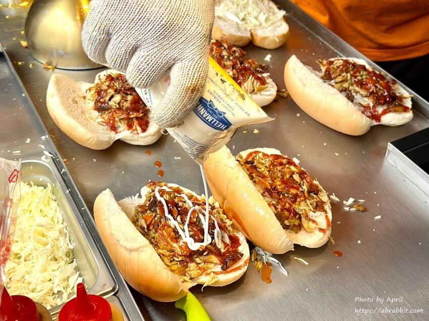 台中市西區神攻沙威瑪-終於不用去台北吃了,台中也有!還有貼心的待用餐。