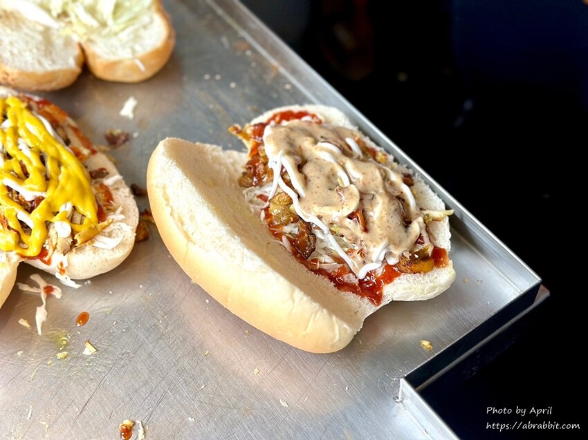 台中市西區神攻沙威瑪-終於不用去台北吃了,台中也有!還有貼心的待用餐。