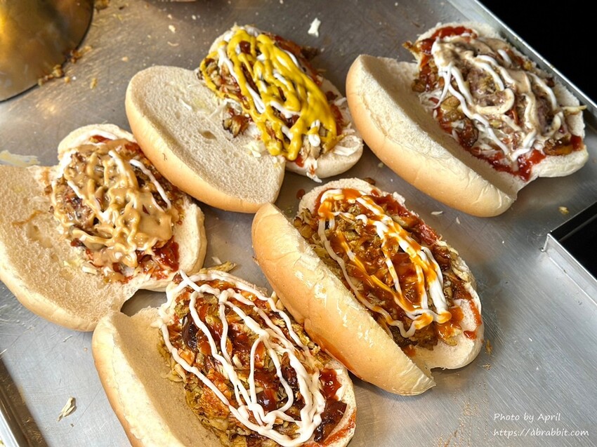 台中市西區神攻沙威瑪-終於不用去台北吃了,台中也有!還有貼心的待用餐。