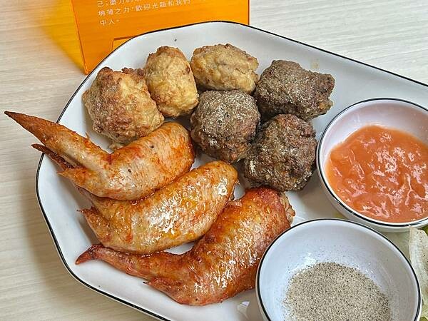 (中壢早餐)落兒逅叻谷早餐店~健康營養又美味早餐!豆皮蛋餅、 (中壢早餐)落兒逅叻谷早餐店~健康營養又美味早餐!豆皮蛋餅、