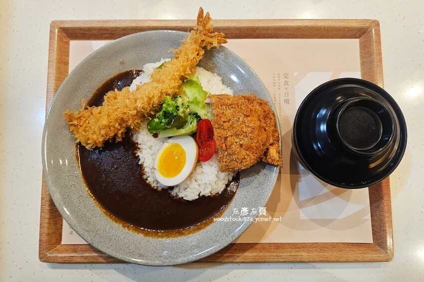 台南安平區《定食8 安平家樂福店》