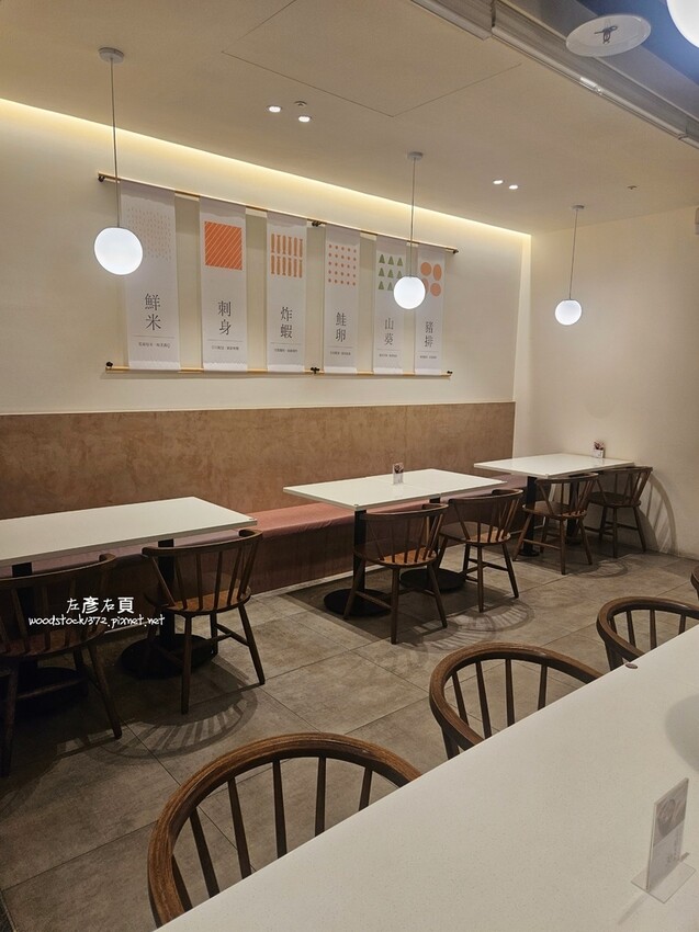 台南安平區《定食8 安平家樂福店》