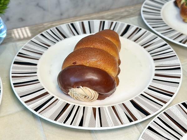 台北市信義區[信義區美食] Drip & Dough 台北寒舍艾美酒店 咖啡 麵包 輕食 甜點 信義區最強外帶美食 #市政府美食 @蛋寶