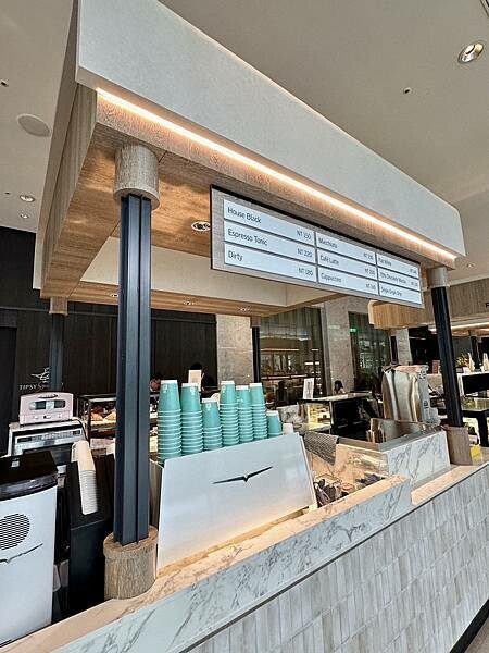 台北市信義區[信義區美食] Drip & Dough 台北寒舍艾美酒店 咖啡 麵包 輕食 甜點 信義區最強外帶美食 #市政府美食 @蛋寶