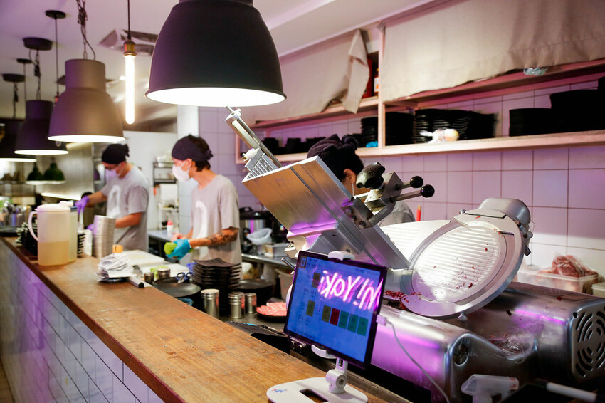 桃園燒肉饗宴每人599起隨你點~必點比臉大牛排．安格斯16oz嫩肩牛排、澳洲M9和牛~夜晚九點後免費升級飲品．Oh ! Yaki 精緻燒肉吃到飽-中壢店|