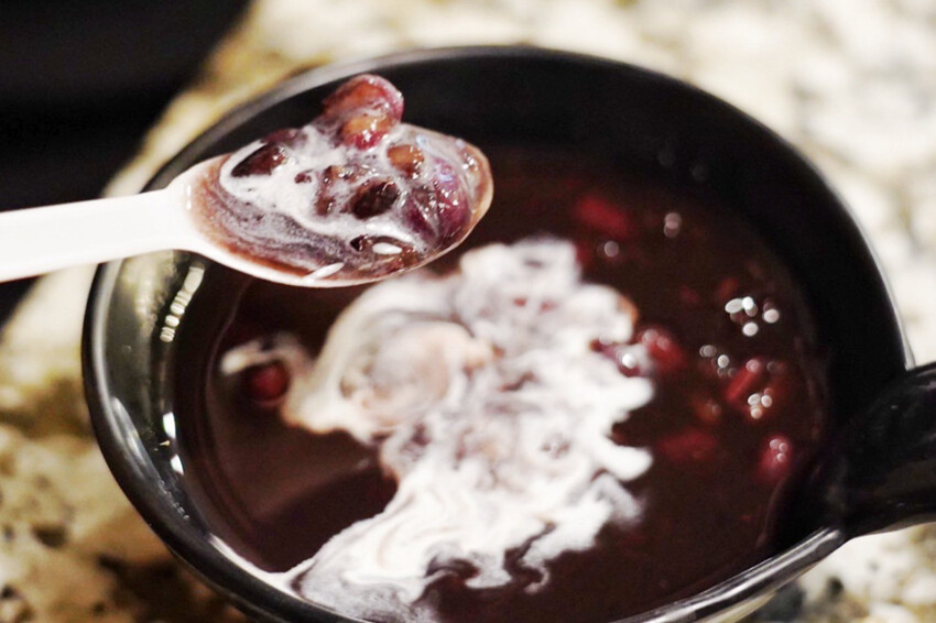 平日超值饗宴才599元！晚上9點後啤酒調酒無限暢飲～