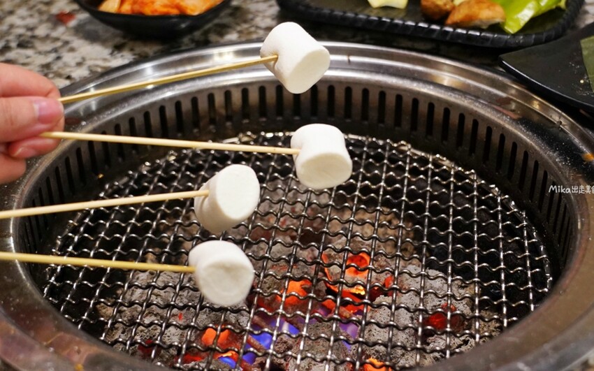 中壢燒肉吃到飽激推Oh ! Yaki!高CP值戰斧豬排 牛排學生也愛來。