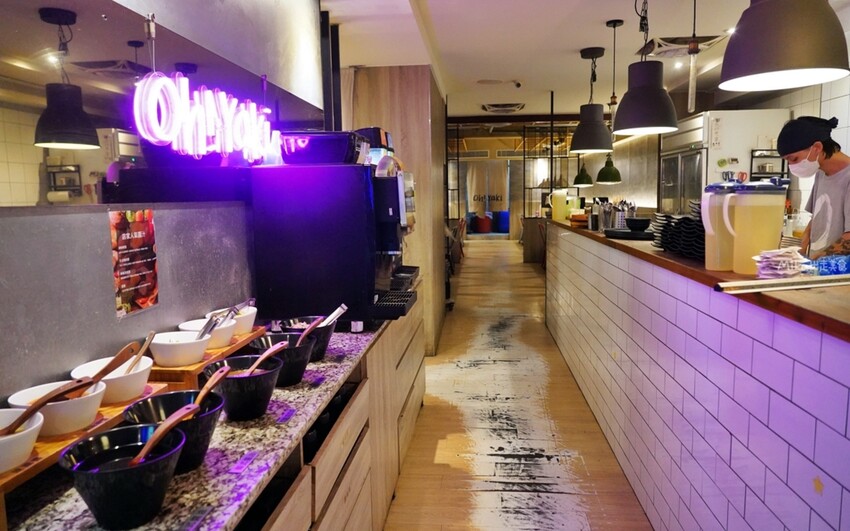 中壢燒肉吃到飽激推Oh ! Yaki!高CP值戰斧豬排 牛排學生也愛來。