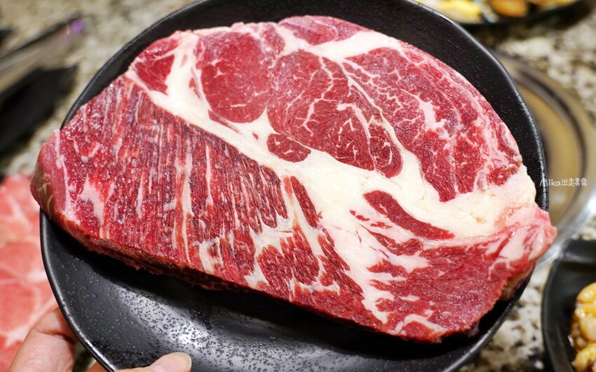 中壢燒肉吃到飽激推Oh ! Yaki!高CP值戰斧豬排 牛排學生也愛來。