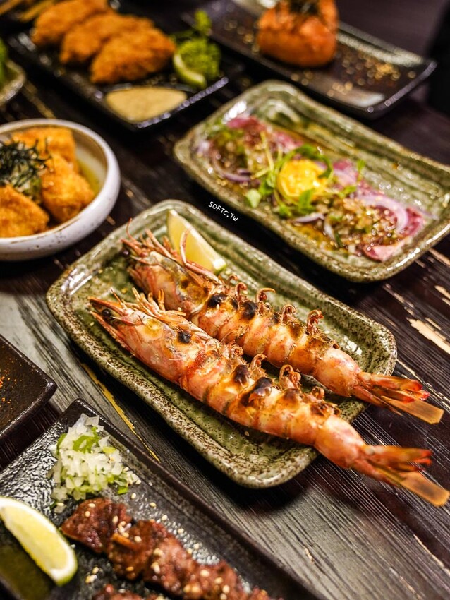 三重餐廳推薦「芳樂稷串燒居酒屋」三重美食適合聚餐平價串燒 - 軟西,遊記