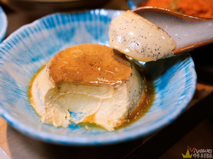 【牛山．牛肉麵．燒肉飯】平日開店前一小時就已大排長龍！現煮牛肉麵和超好吃的現烤燒肉飯～有夠銷魂的啦！