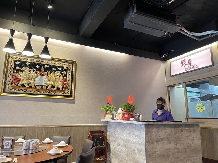 [台北泰式]內湖區港墘站「銀象雲泰美食館」新開幕平價又給好給