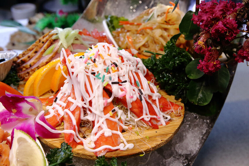 熱鬧滾滾的尾牙祭開跑囉〜宸軒園粵菜海鮮中興店,辦桌只要880