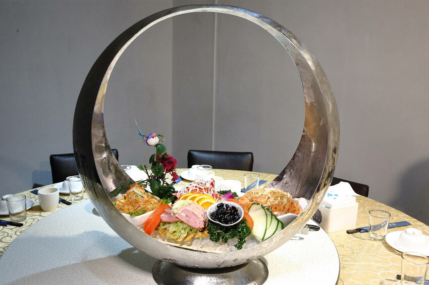 熱鬧滾滾的尾牙祭開跑囉〜宸軒園粵菜海鮮中興店,辦桌只要880