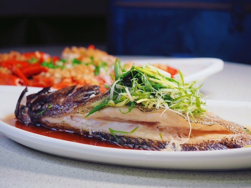 2025新北新店年菜推薦！宸軒園圍爐外帶首選，港式圍爐料理超澎派。