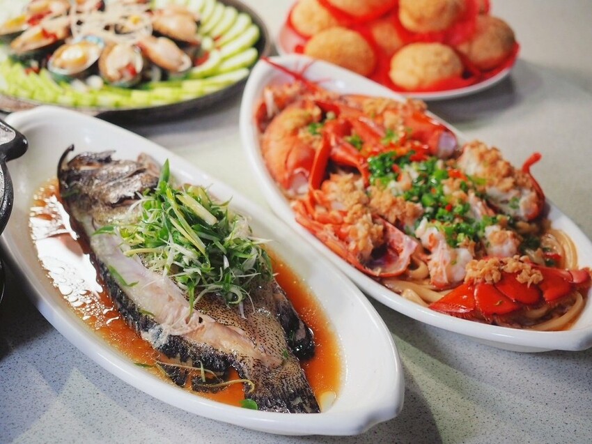 2025新北新店年菜推薦！宸軒園圍爐外帶首選，港式圍爐料理超澎派。