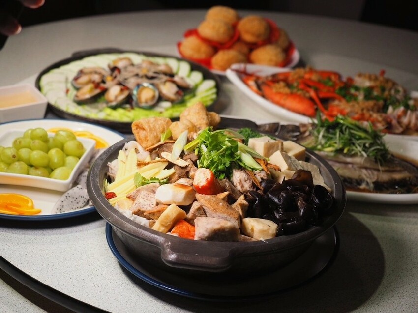 2025新北新店年菜推薦！宸軒園圍爐外帶首選，港式圍爐料理超澎派。