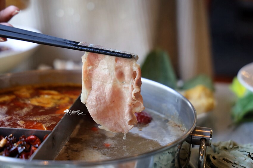 新北市新莊區22:02火鍋。樂活 新莊森林系景觀火鍋 當日壽星送等歲肉片