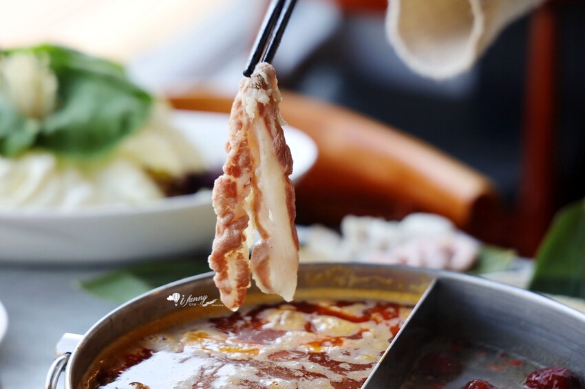 新北市新莊區22:02火鍋。樂活 新莊森林系景觀火鍋 當日壽星送等歲肉片