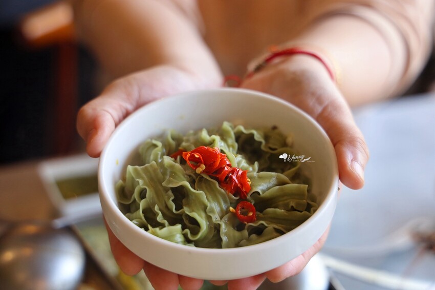 新北市新莊區22:02火鍋。樂活 新莊森林系景觀火鍋 當日壽星送等歲肉片