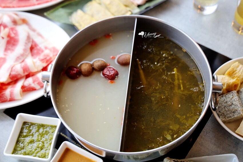 新北市新莊區22:02火鍋。樂活 新莊森林系景觀火鍋 當日壽星送等歲肉片