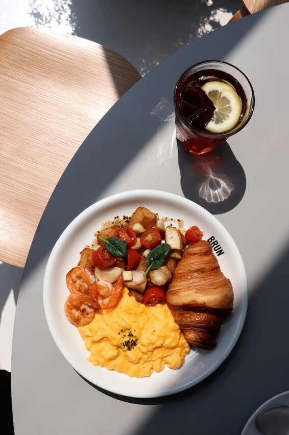 [ 台中美食 ] BRUN不然 文心森林店-ㄩㄐ台北人氣早午