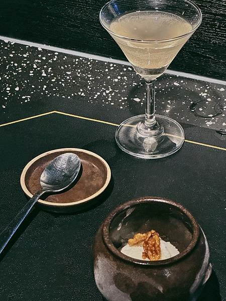 台北市大安區大安區美食-------原來韓國料理也可以很精緻的1993韓式無菜單料理