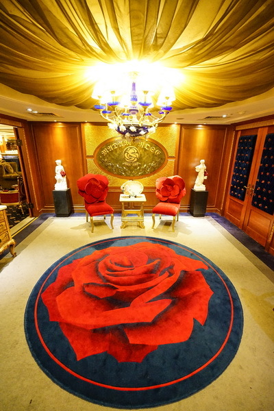 [ 台北中山區 ] 這間隱身在大樓裏的貴婦下午茶 巴洛克風格華麗奢華 上千件名瓷杯盤餐具 還有專人導覽 南京復興下午茶推薦-玫瑰夫人西洋茶俱樂部